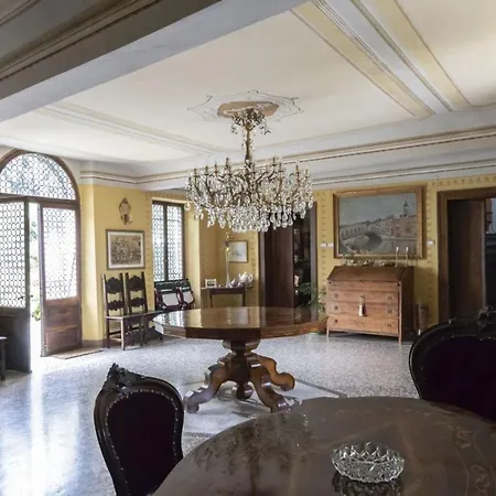 Oda ve Kahvaltı Casa Ariis
